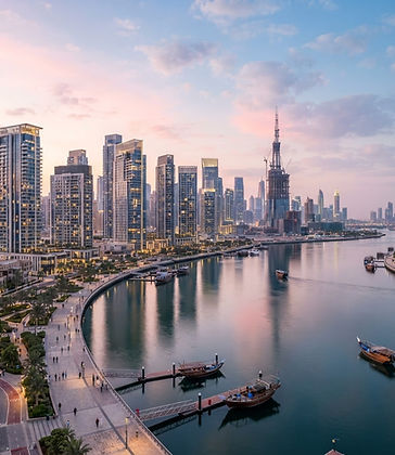 Nieruchomości Dubai Creek Harbour — nowe wieże nad zatoką kreek o świcie