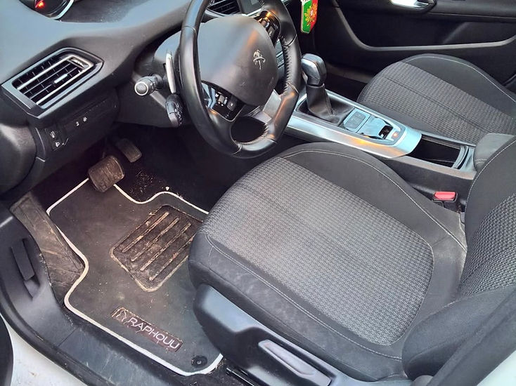    Nettoyage Peugeot 308 — avant