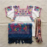 Blusa bordada purépecha de Pátzcuaro