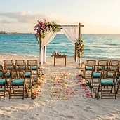 Boda frente al mar con coordinación completa
