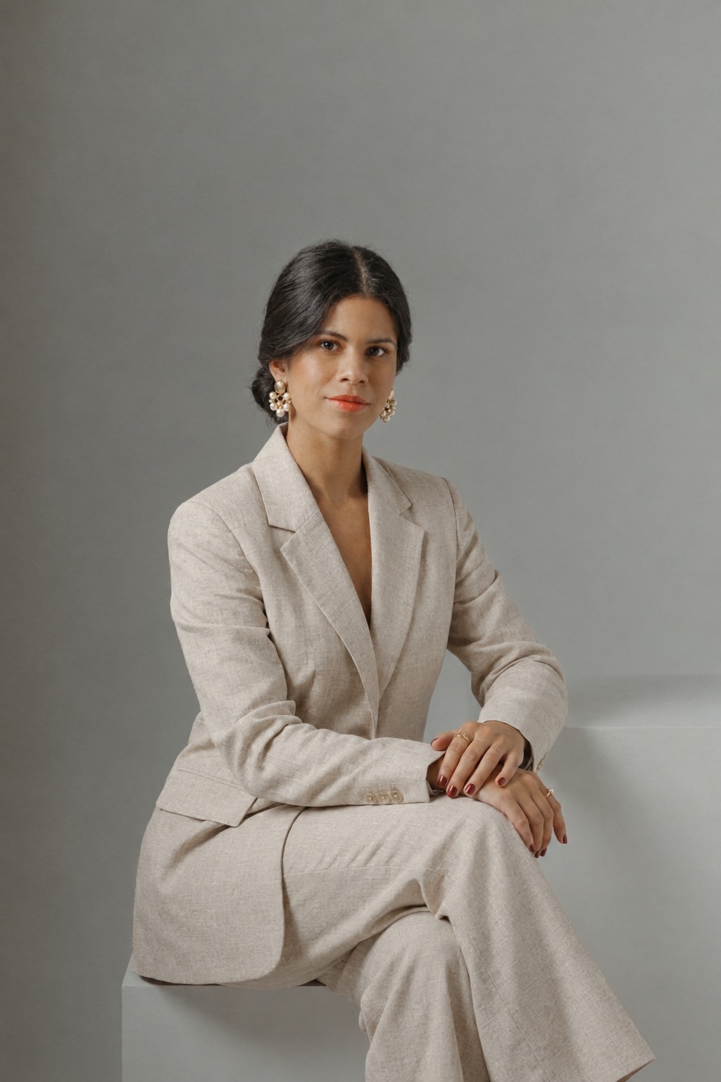 Dra. Marina Tibúrcio, advogada especialista em Direito Administrativo e Concursos Públicos