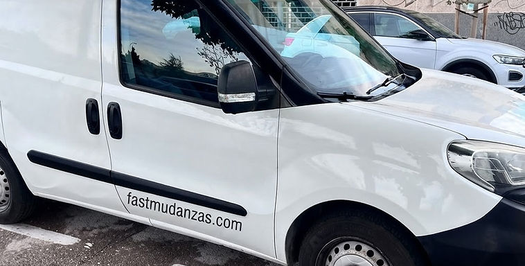 Furgoneta de Fastmudanzas Gruppe Fast