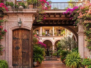 Casona de cantera restaurada en el Centro Histórico