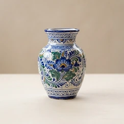 Jarrón de talavera tlaxcalteca