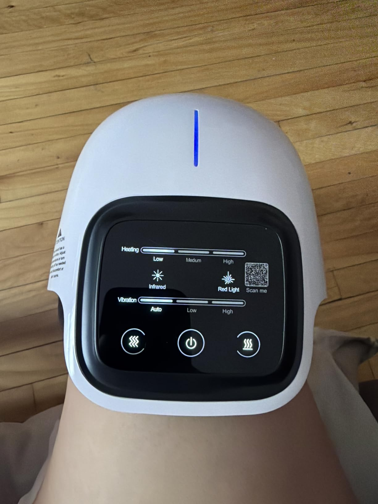 Jennifer M. with the Roshvela knee massager
