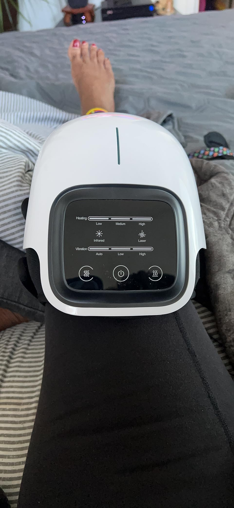 Robert K. with the Roshvela knee massager