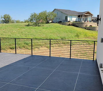 Patio guard rail with horizontal bars