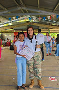 Entrega de regalos durante la jornada