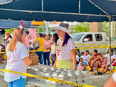 Estación de entrega de alimentos en Atlantic Plaza