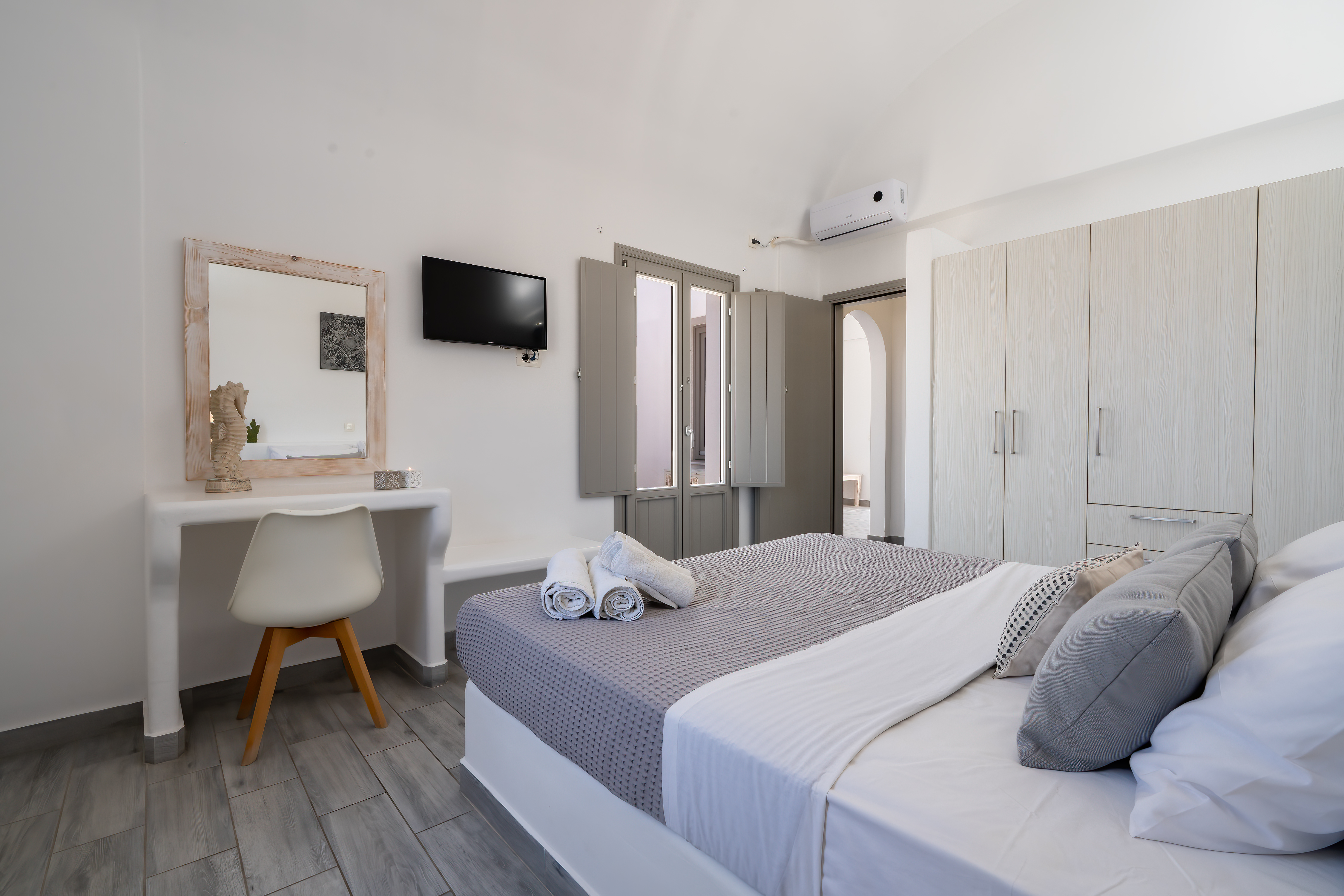 Triple Apartment with Balcony