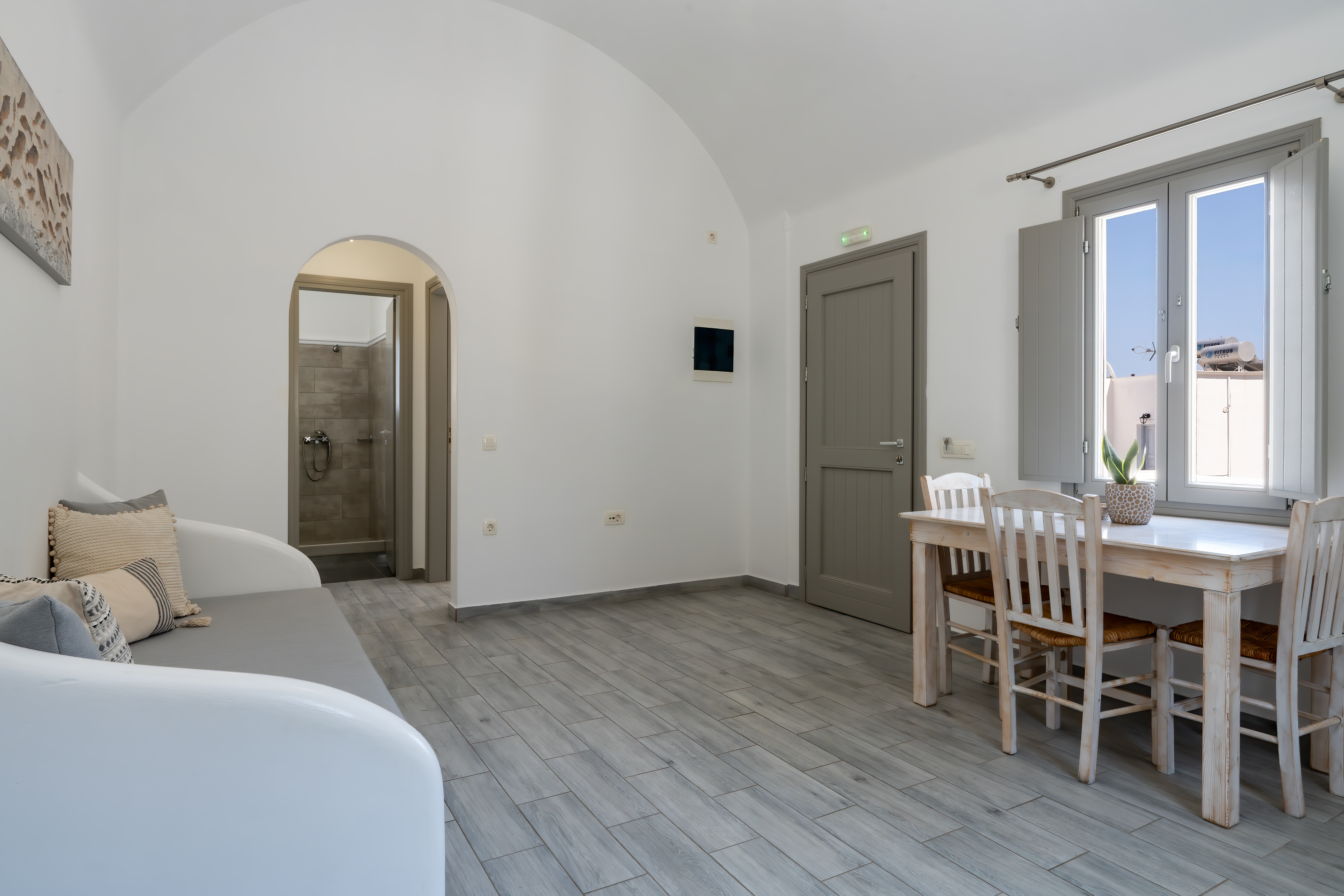 Family Apartment with Balcony