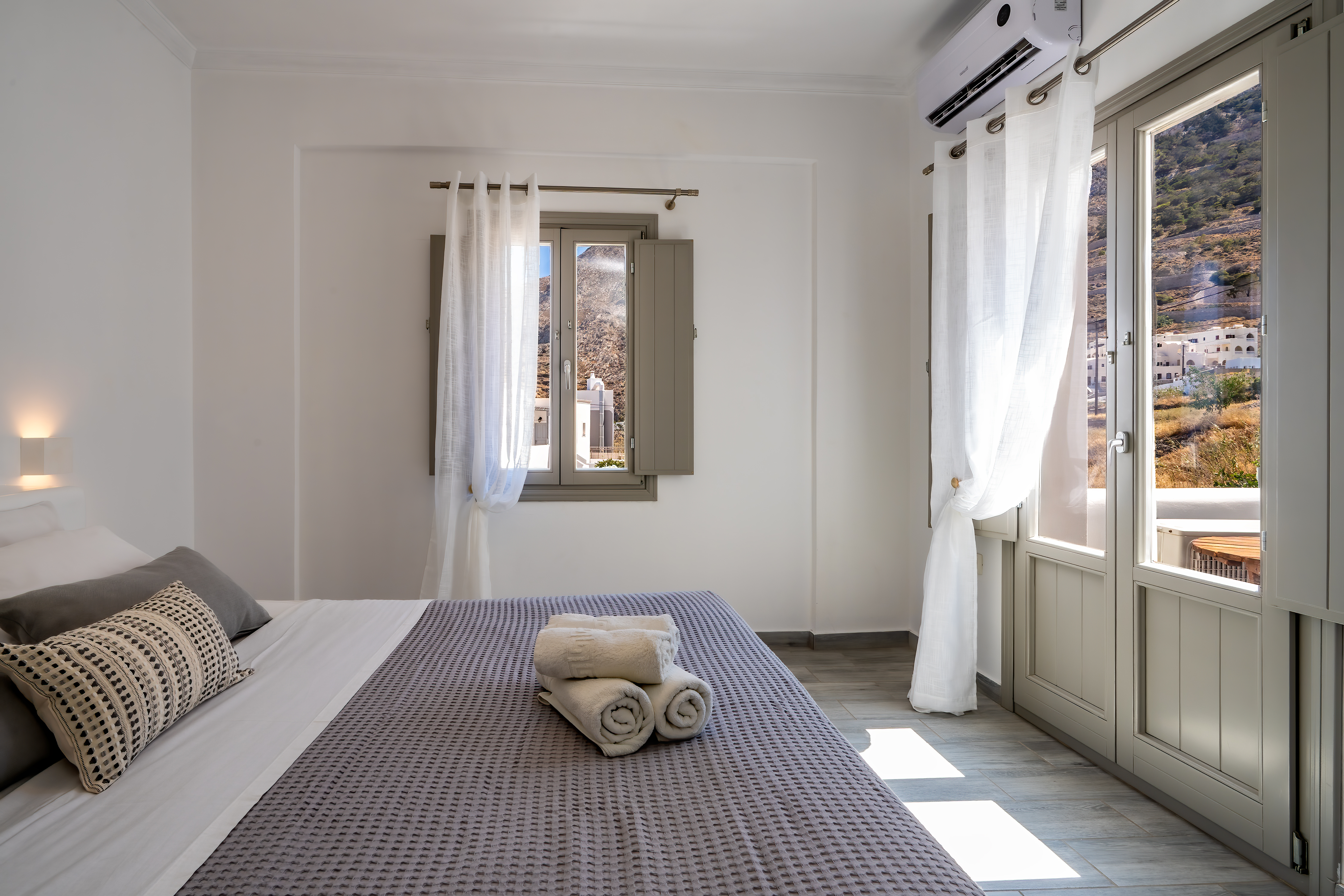 Family Apartment with Balcony