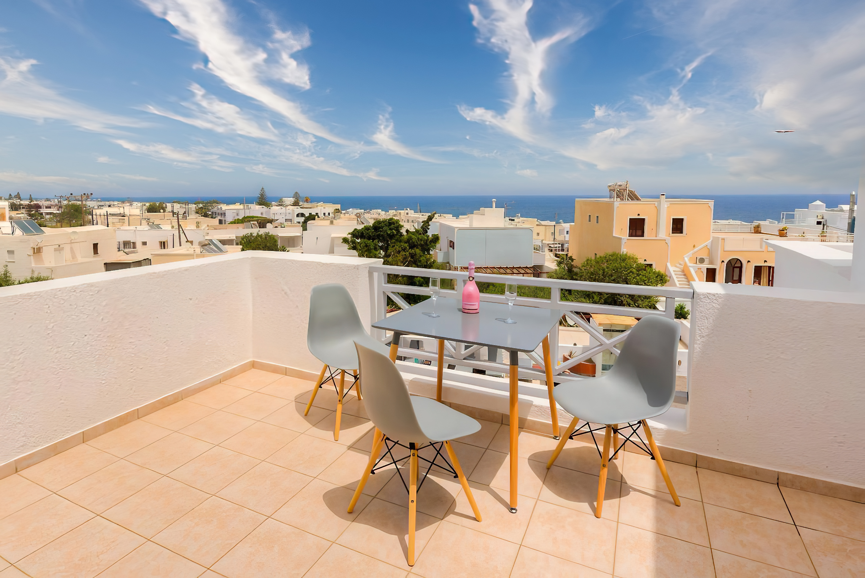 Family Apartment with Balcony