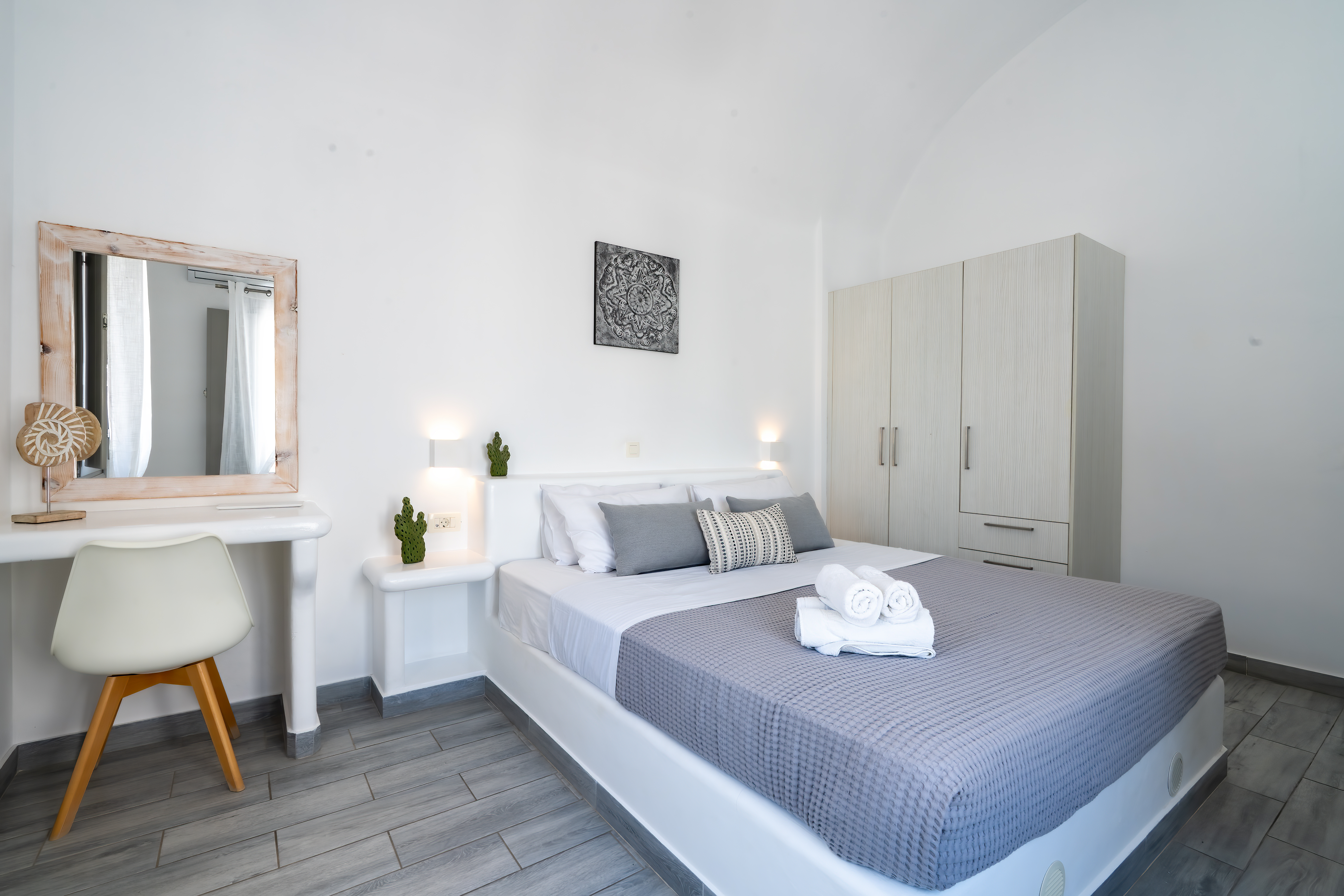 Family Apartment with Balcony