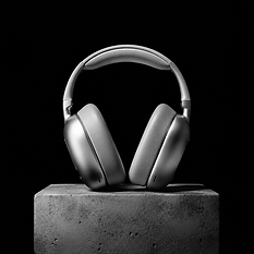 Aurora QuietMax Over-Ear Headphones — Aurora