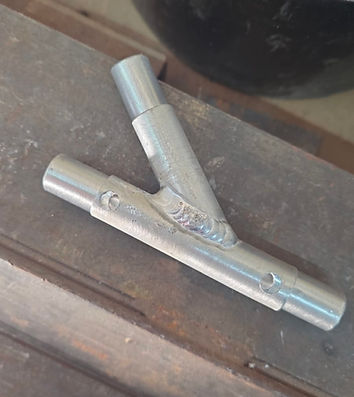 Custom aluminium Y-piece