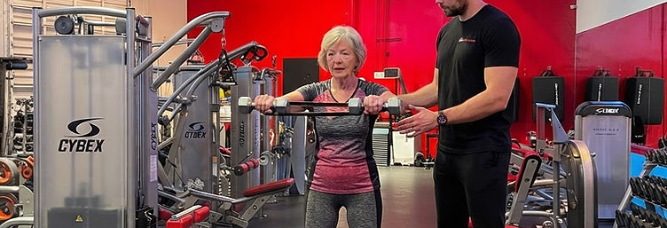 Elaine, 72 training with Filipe Franco