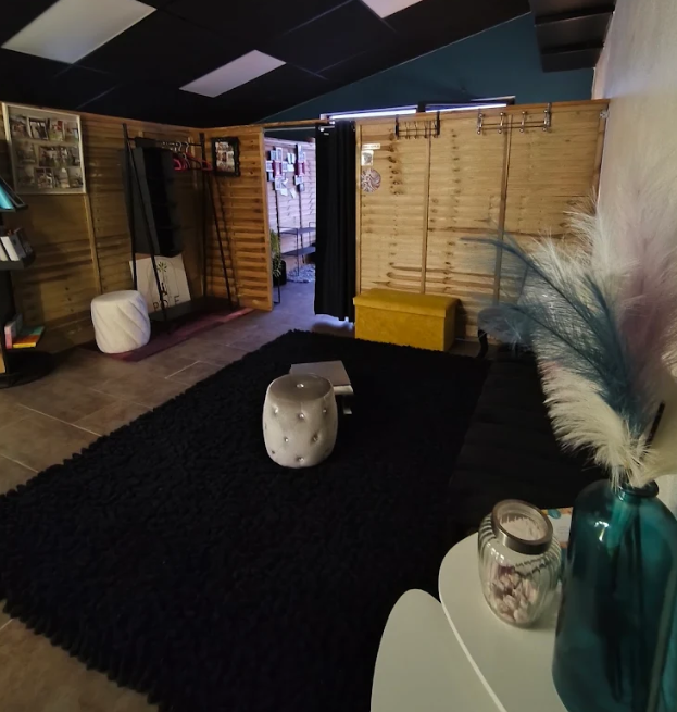 L'accueil et les vestiaires du studio