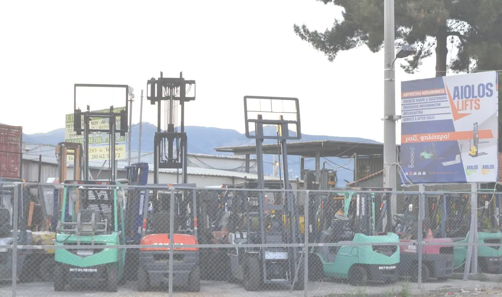 Ενοικίαση και leasing κλαρκ και παλετοφόρων