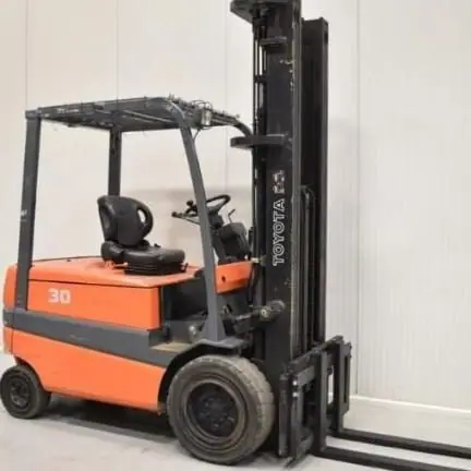 Used Toyota electric forklift with side shift