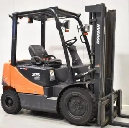 Used Doosan diesel forklift