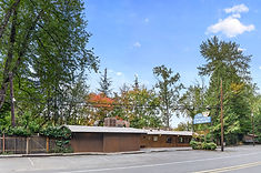 Historic Columbia River Highway building frontage