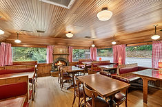 Dining at Tad's Chicken 'n Dumplins