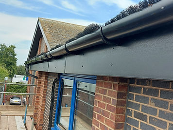 Anthracite fascias and black gutters
