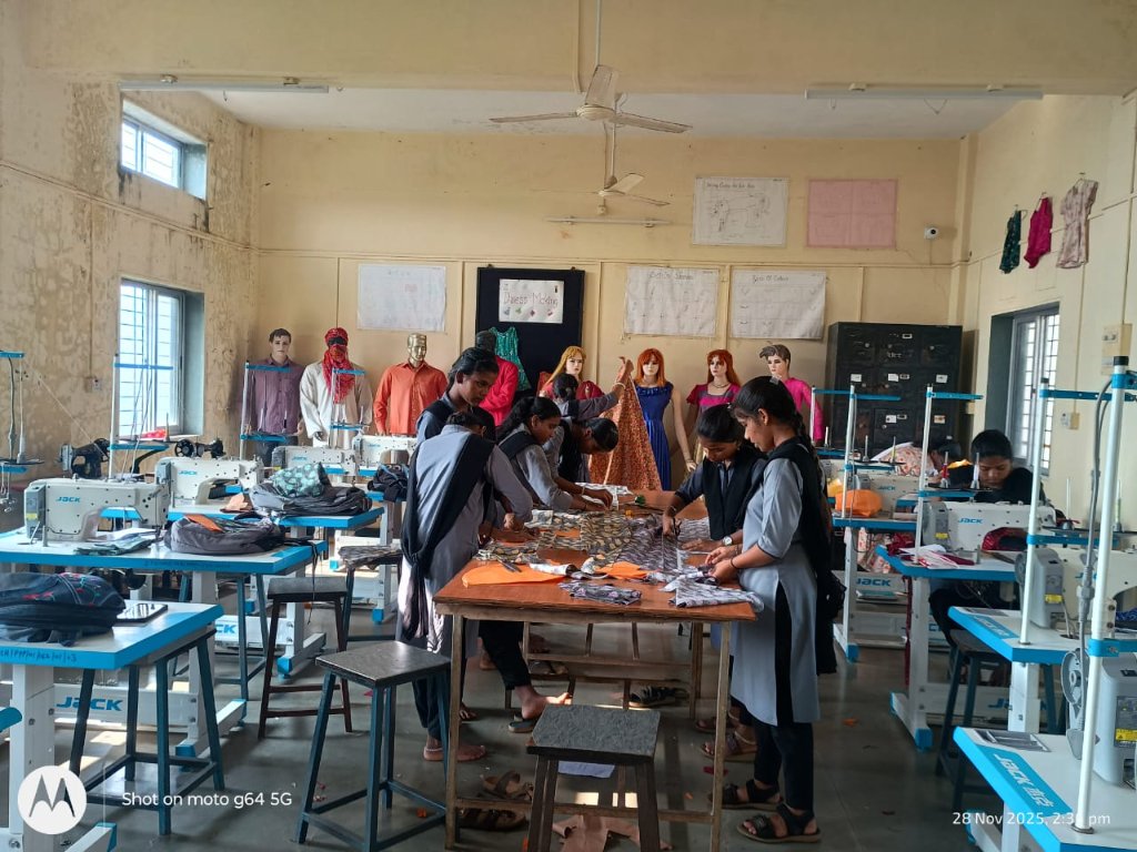 कपडा काम