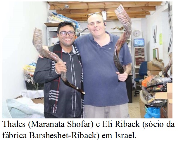 Thales com Eli Riback na fábrica