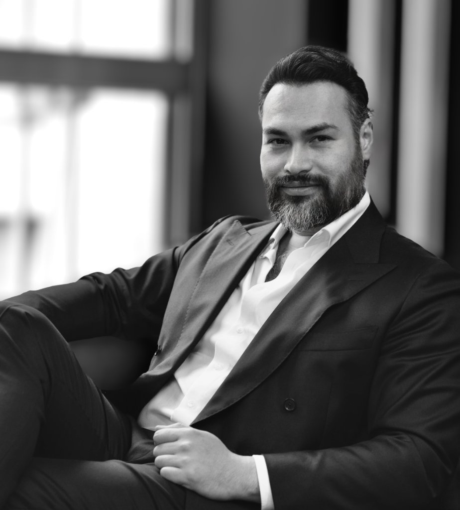 Jared Flores – Estudio Flores