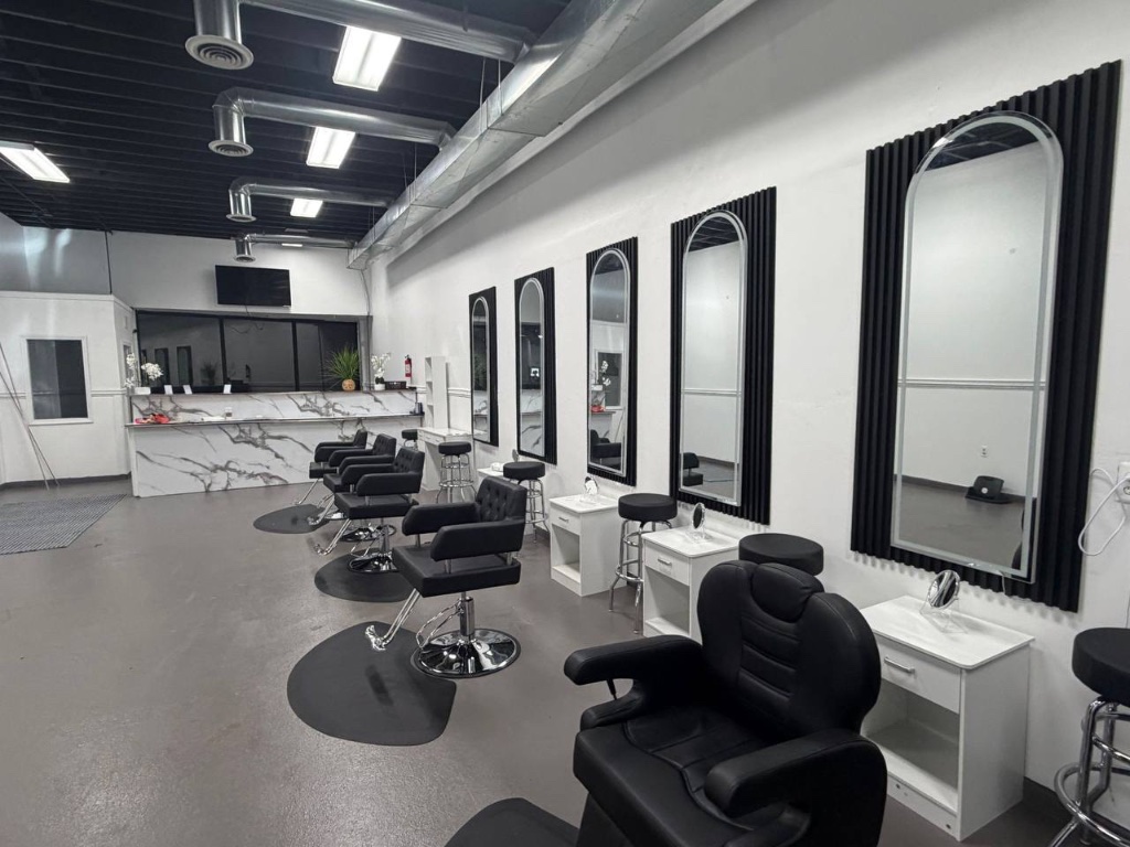 MAX African Hair Braiding studio interior 3