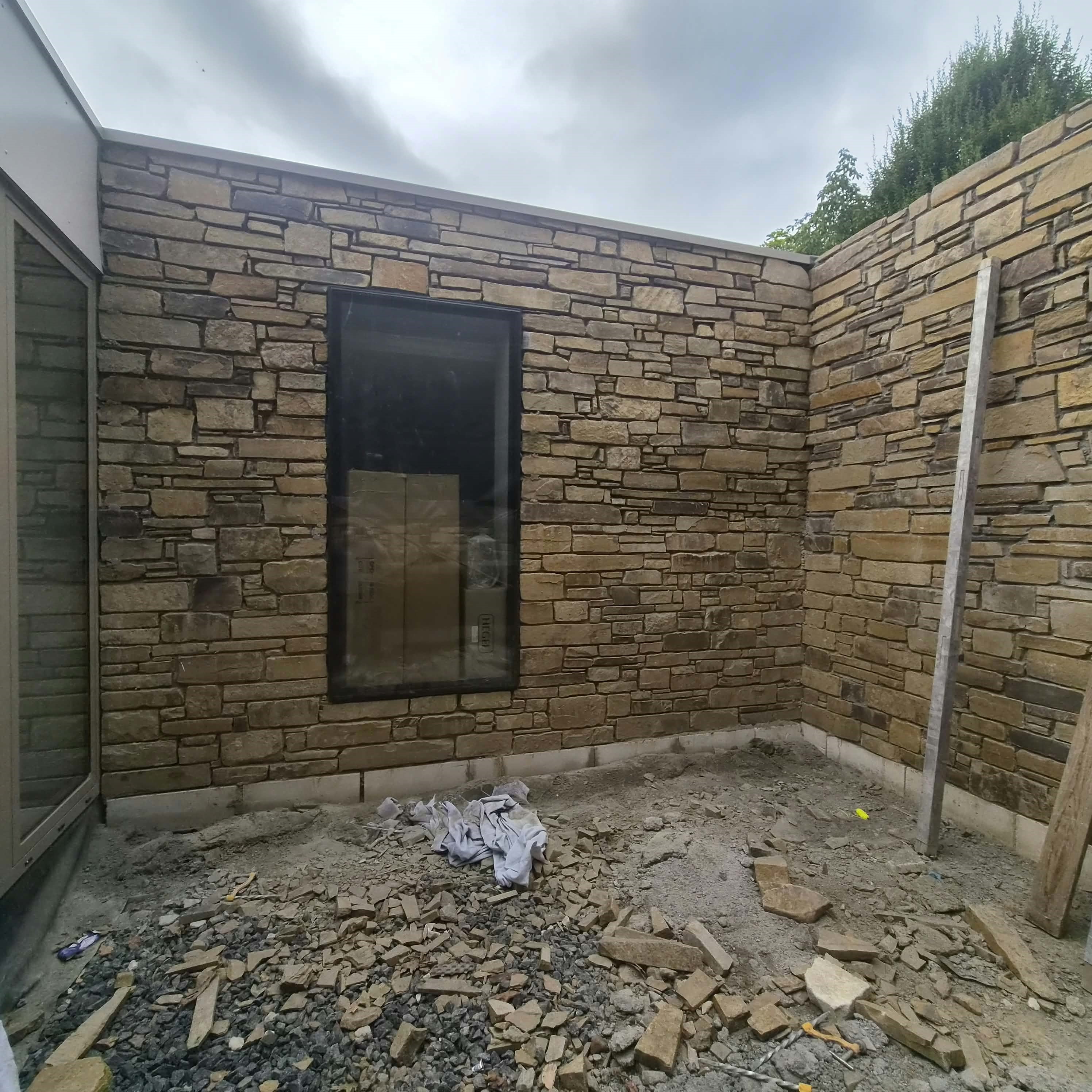 Mur en pierre naturelle