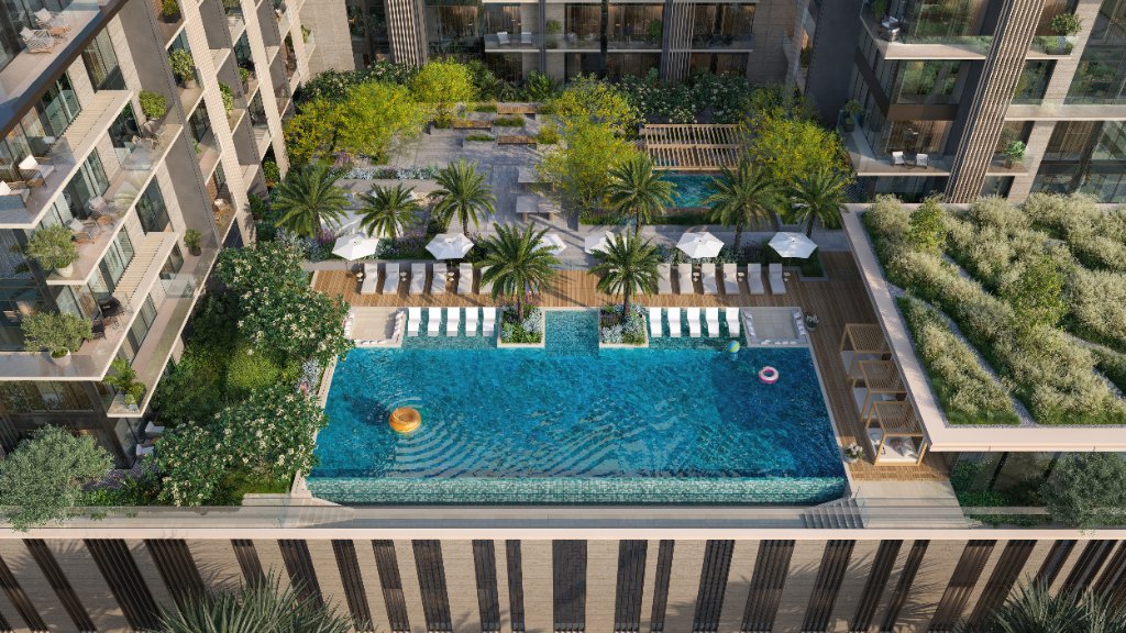 Infinity pool overlooking the lagoon