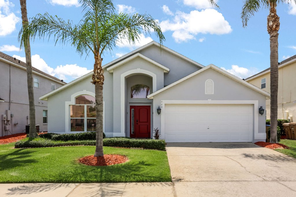 Front Elevation – Day