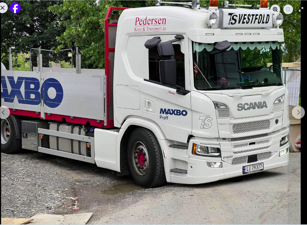 Spesialtransport – kranbil fra Pedersen Kran og Transport AS