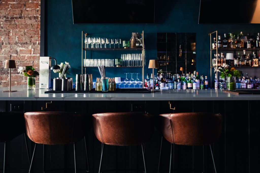The Lion bar