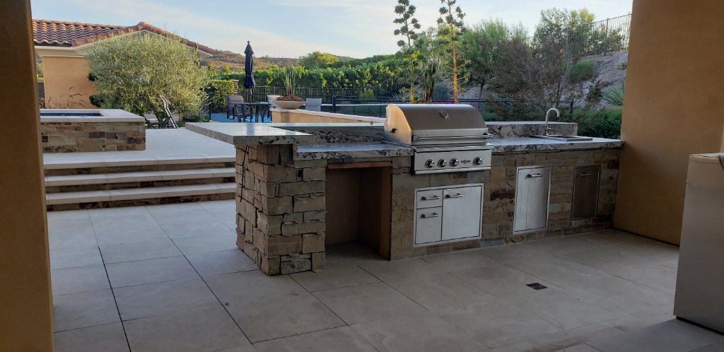 Outdoor Kitchens