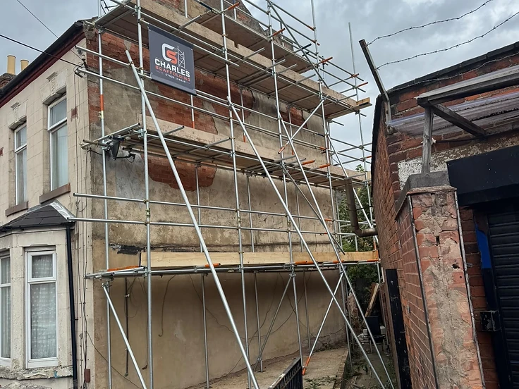 Charles Scaffolding team erecting scaffolding on a Victorian house in Leicester