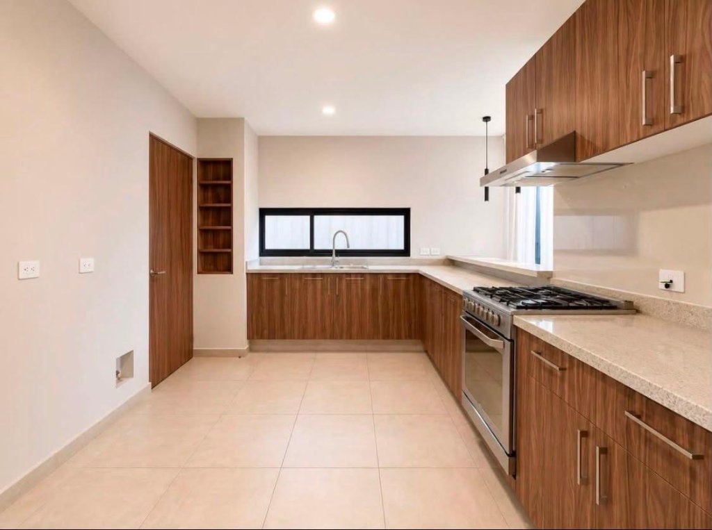 Cocina equipada con madera y mármol en desarrollo TEMBO