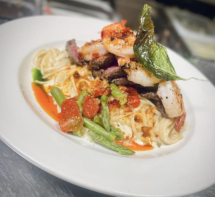 Mia Via shrimp and grits with crab chesapeake