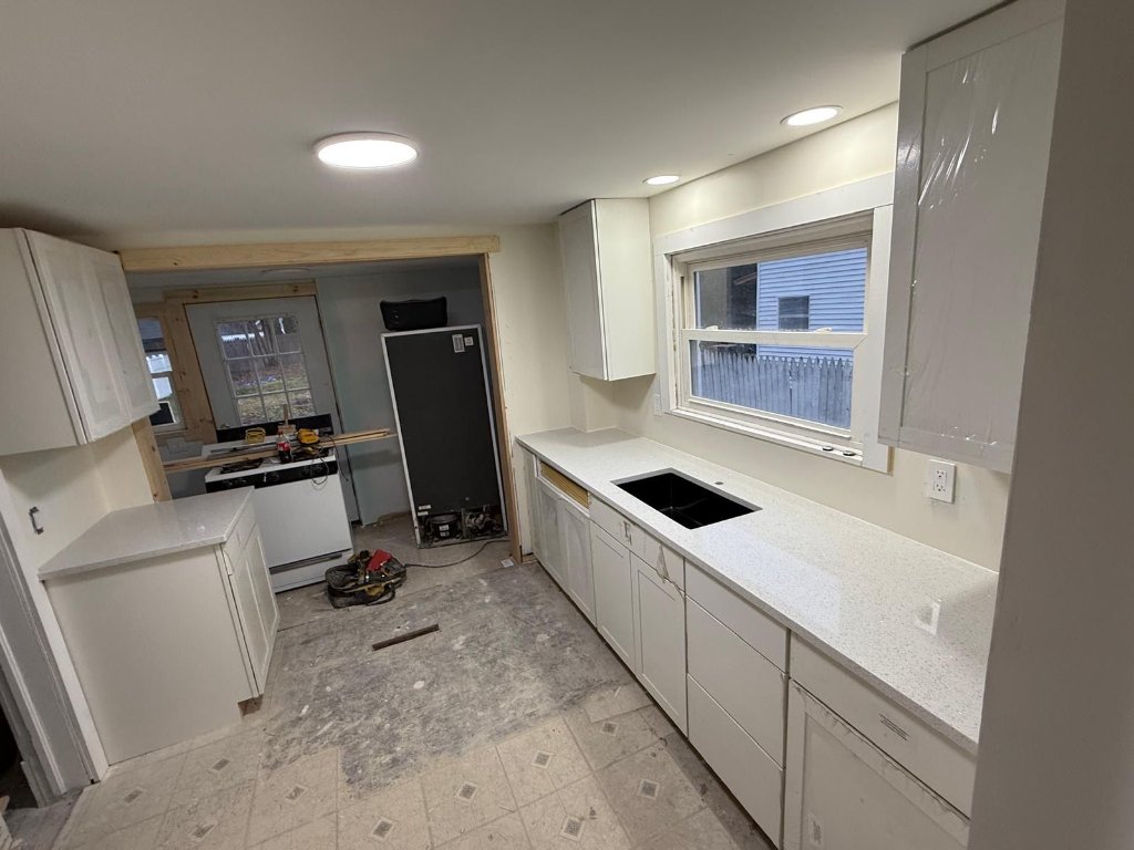 White quartz countertop in U-shaped kitchen Schenectady