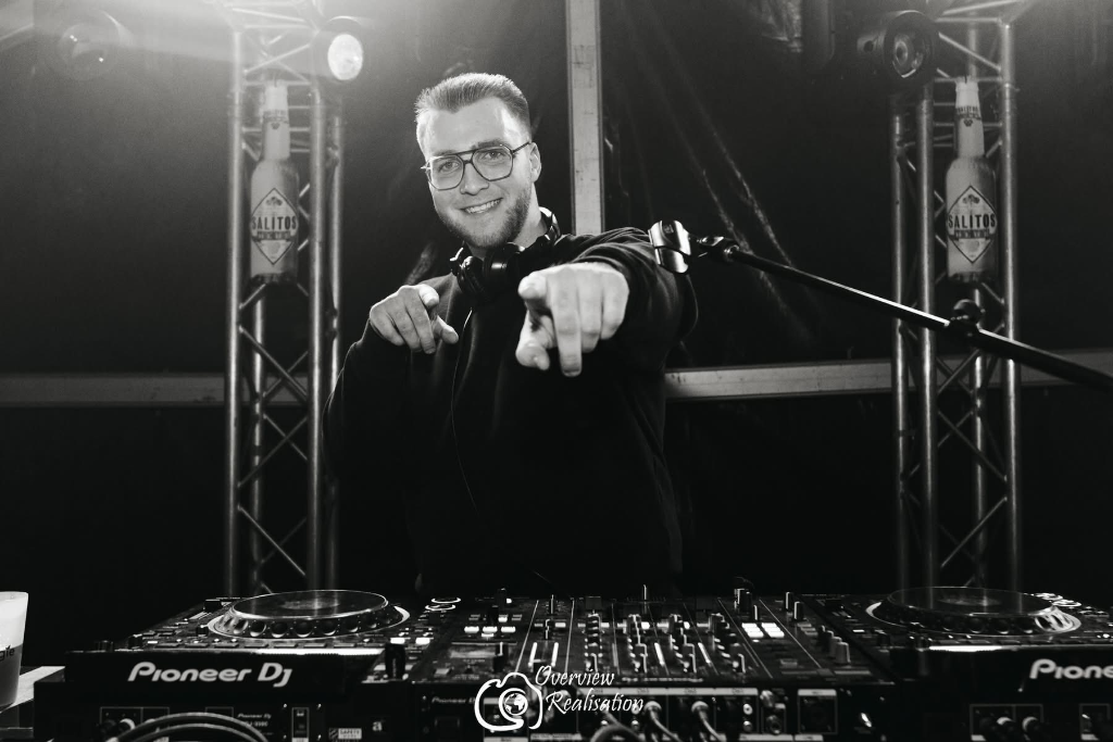 DJ RVX at the decks