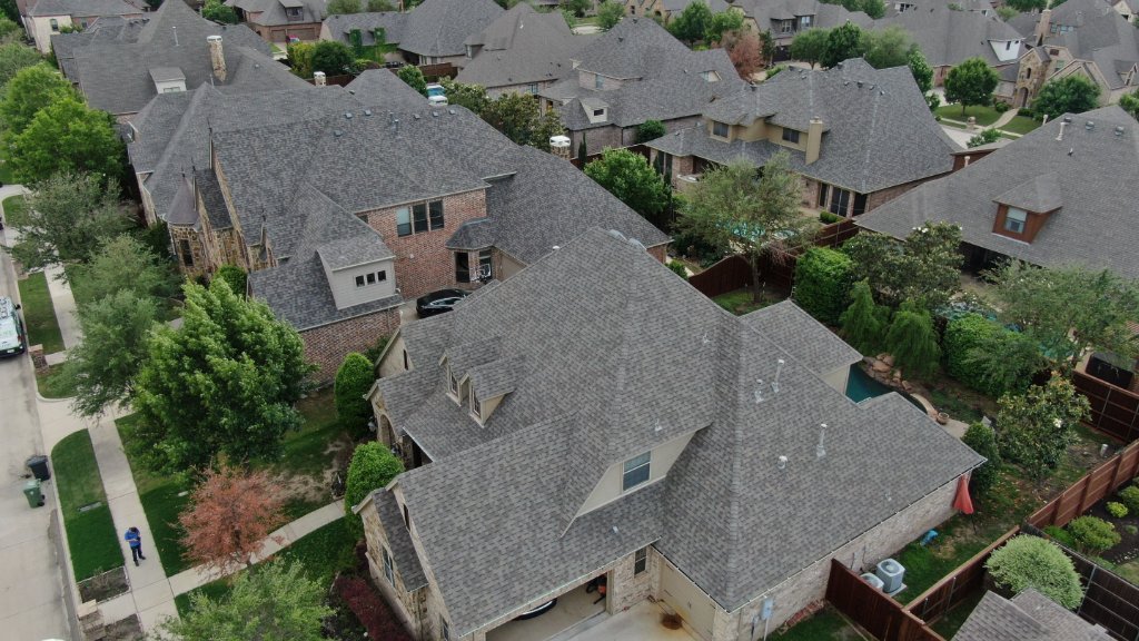 North Richland Hills Certainteed Weatherwood Shingles - North Richland Hills Roofing project photo by Becker Roofing and Exteriors