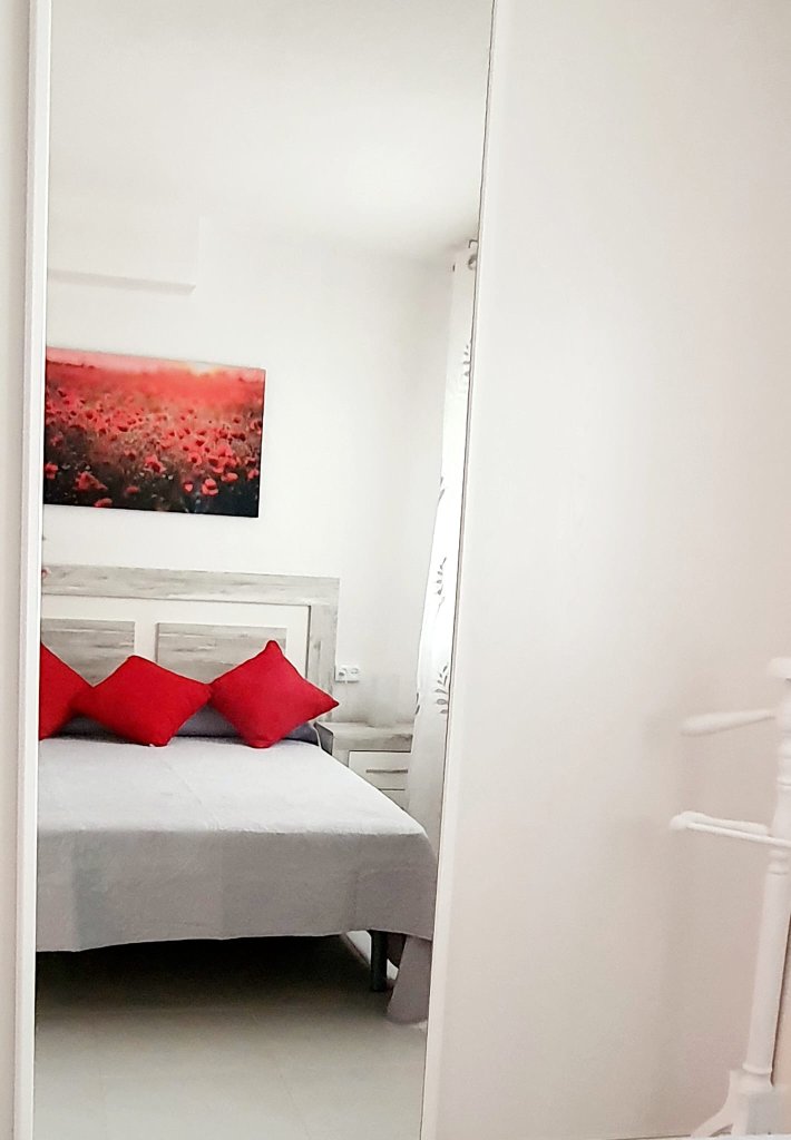 Habitación principal desde espejo