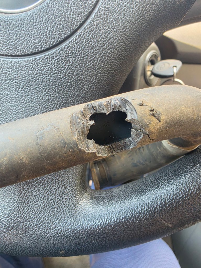 Damaged coolant hose repair