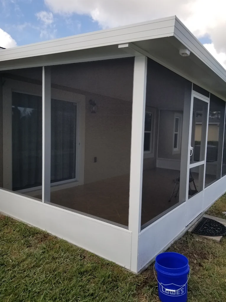 Screened In Porch in Daytona