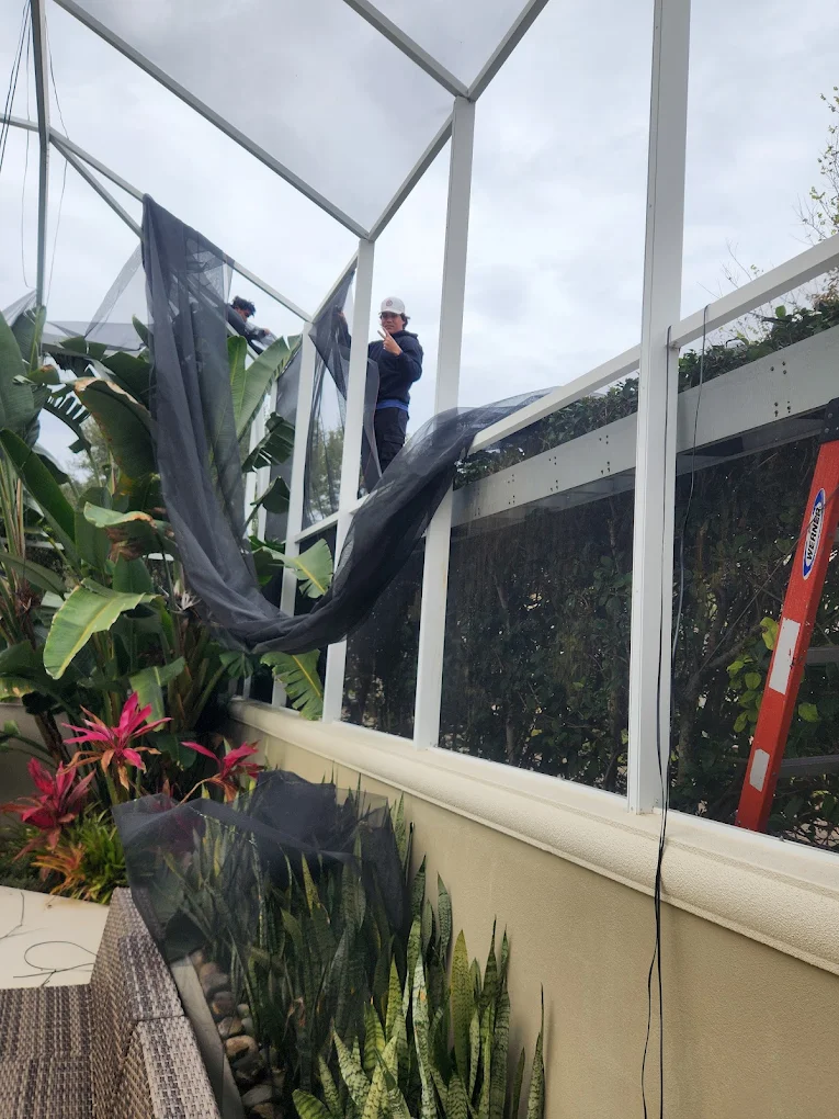Pool screen repair in New Smyrna
