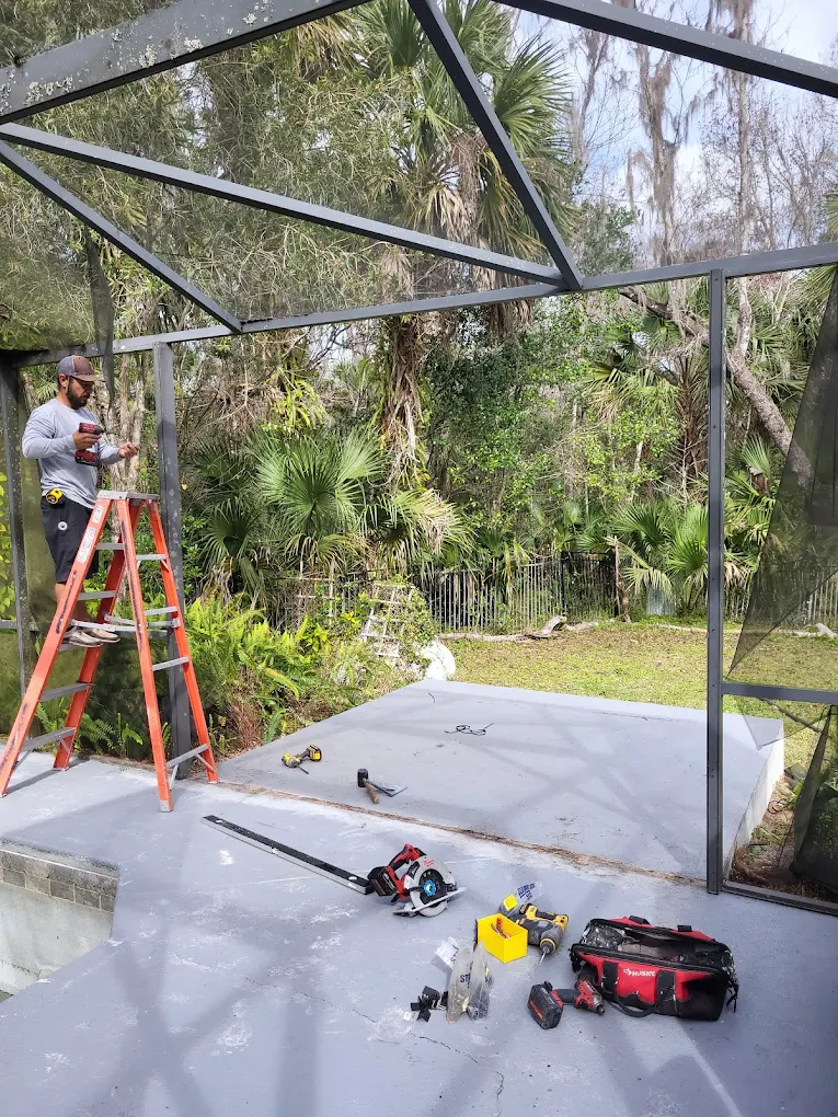 Pool cage repairs in Daytona