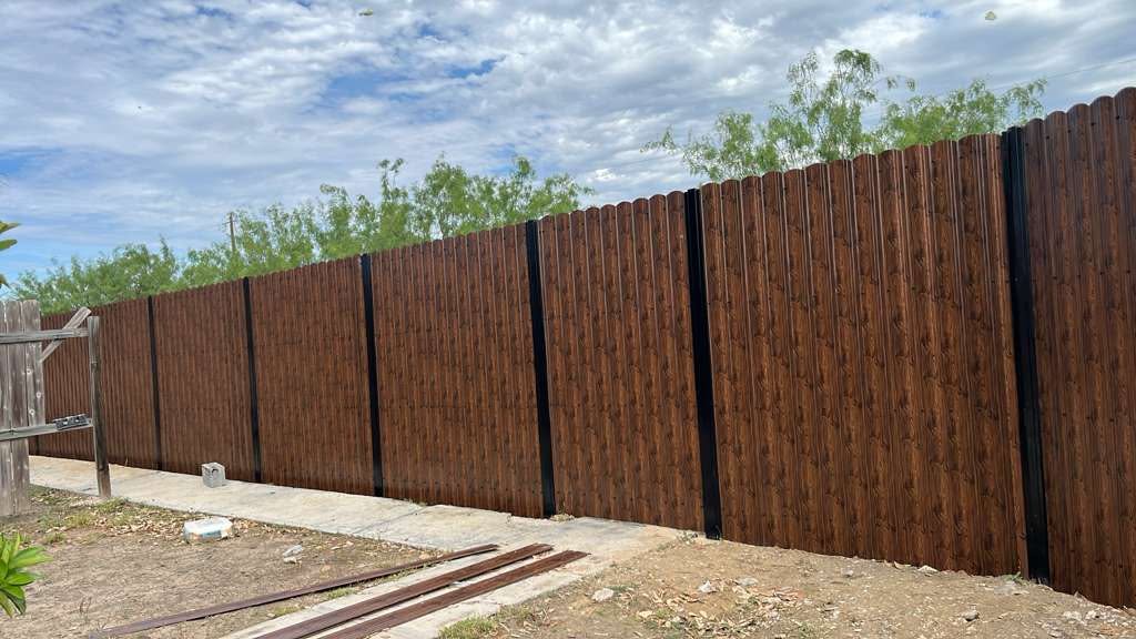 Metal fence installation services in South Texas